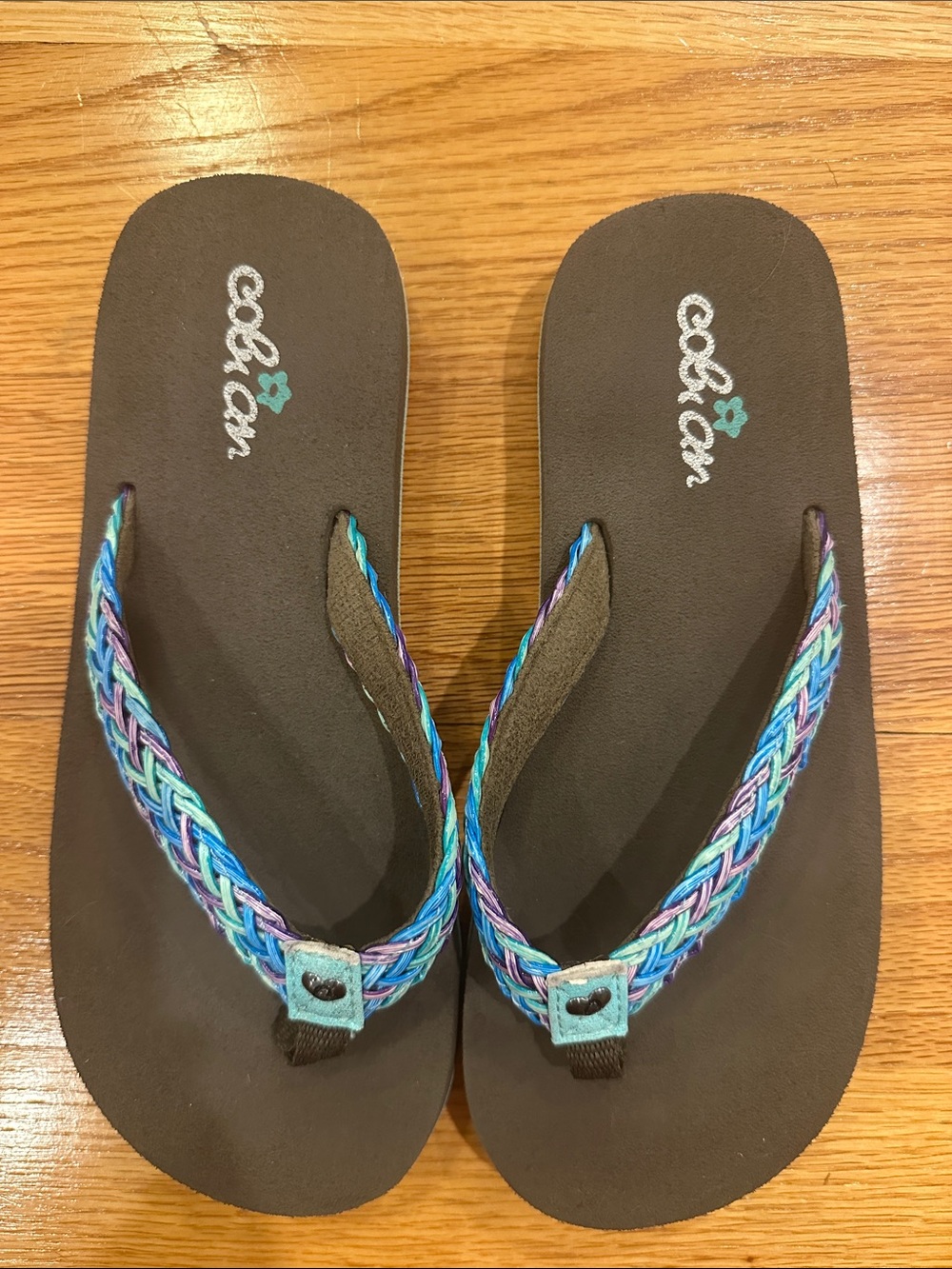 Cobian girls flip-flops, size 5–6